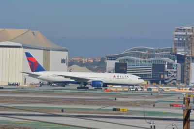 Image of aircraft registration N861DA - A 777-232(ER) operated by Delta Air Lines