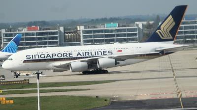 Photo of aircraft 9V-SKS operated by Singapore Airlines