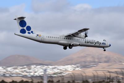 Photo of aircraft EC-IZO operated by Canary Fly