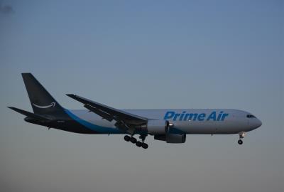 Photo of aircraft N1439A operated by Amazon Prime Air