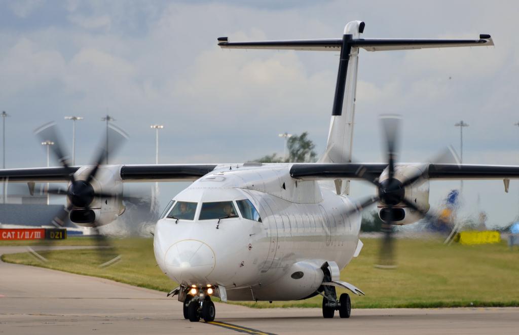Photo of aircraft G-BWIR operated by Loganair