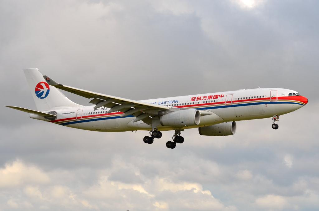 Photo of aircraft B-5903 operated by China Eastern Airlines