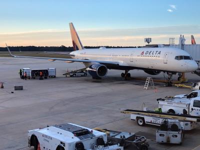 Photo of aircraft N665DN operated by Delta Air Lines