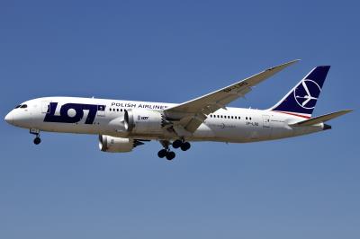Photo of aircraft SP-LRD operated by LOT - Polish Airlines