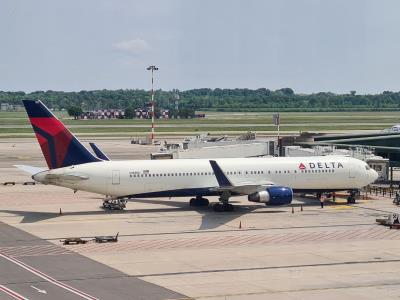 Photo of aircraft N189DN operated by Delta Air Lines