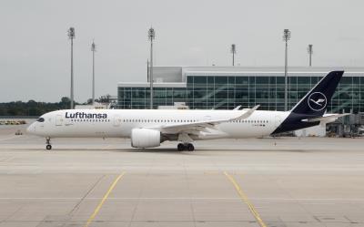 Photo of aircraft D-AIVD operated by Lufthansa