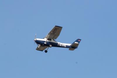 Photo of aircraft D-EYPE operated by FFH Flight Training