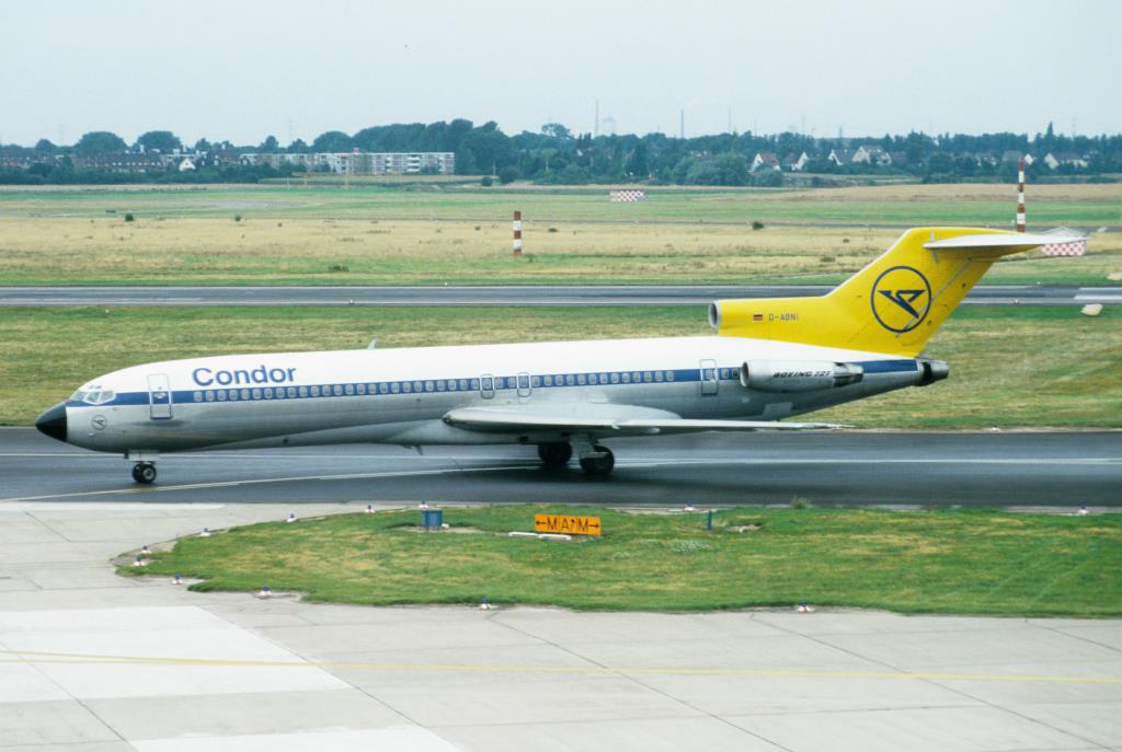 Photo of aircraft D-ABNI operated by Condor