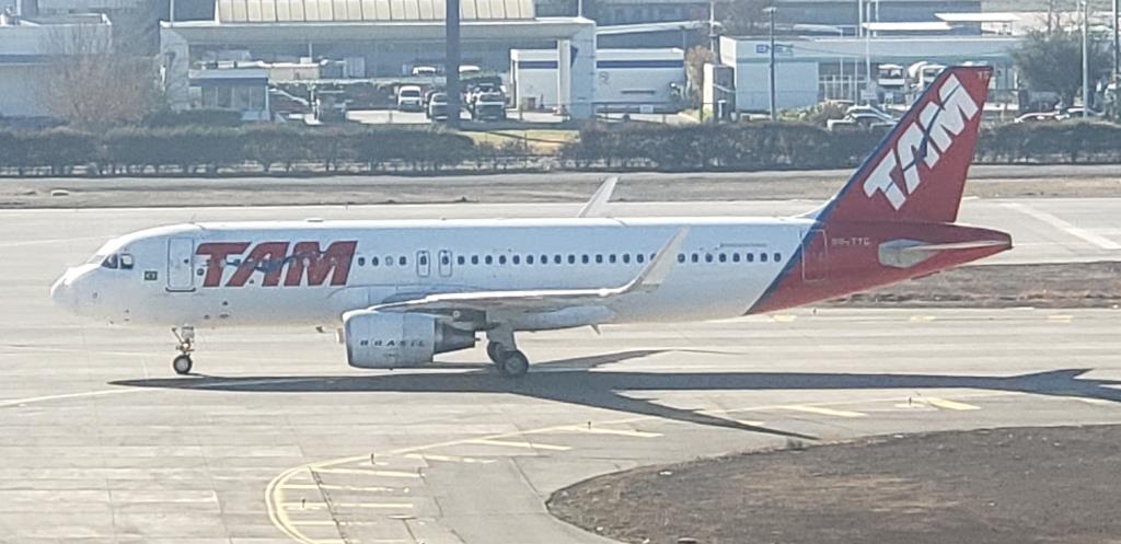Photo of aircraft PR-TYG operated by LATAM Airlines Brasil