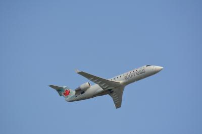 Photo of aircraft C-FFJA operated by Air Canada Express