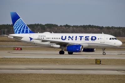 Photo of aircraft N875UA operated by United Airlines