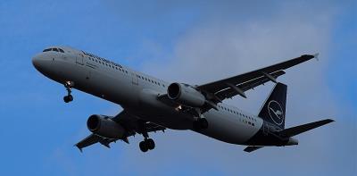 Image of aircraft registration D-AIDM - A A321-231 operated by Lufthansa