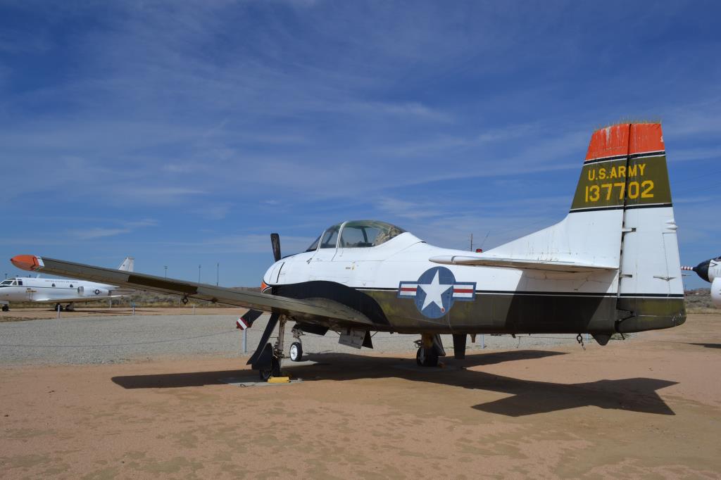 Photo of aircraft 137702 operated by United States Army