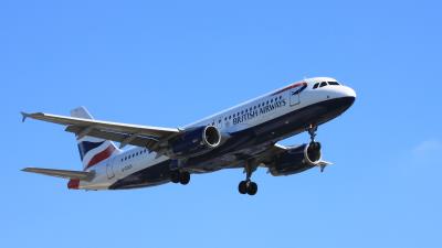 Photo of aircraft G-EUUX operated by British Airways
