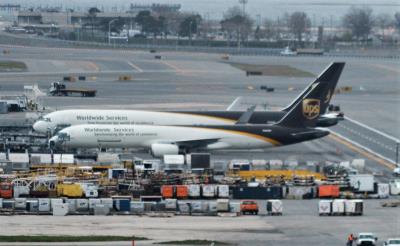 Photo of aircraft N460UP operated by United Parcel Service (UPS)