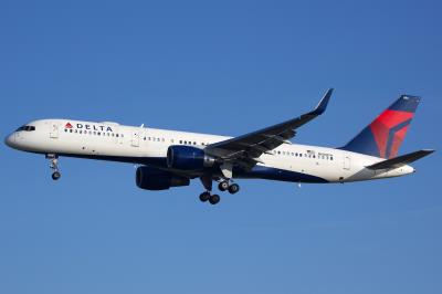Photo of aircraft N686DA operated by Delta Air Lines