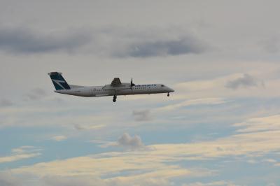 Photo of aircraft C-FENU operated by WestJet Encore