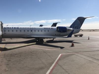 Photo of aircraft N223JS operated by United Express