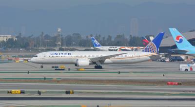 Image of aircraft registration N27958 - A 787-9 Dreamliner operated by United Airlines