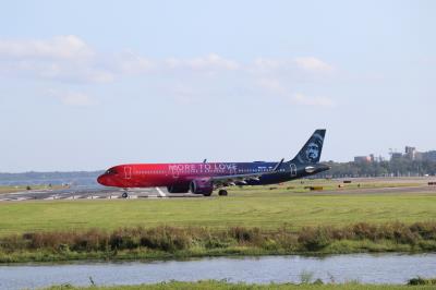 Image of aircraft registration N927VA - A A321-253N(WL) operated by Alaska Airlines