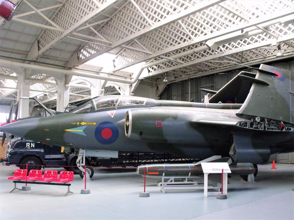 Photo of aircraft XV865 operated by Royal Air Force