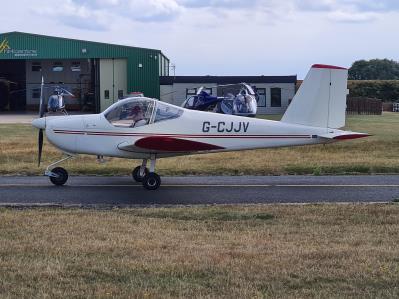 Photo of aircraft G-CJJV operated by Kevin Handley