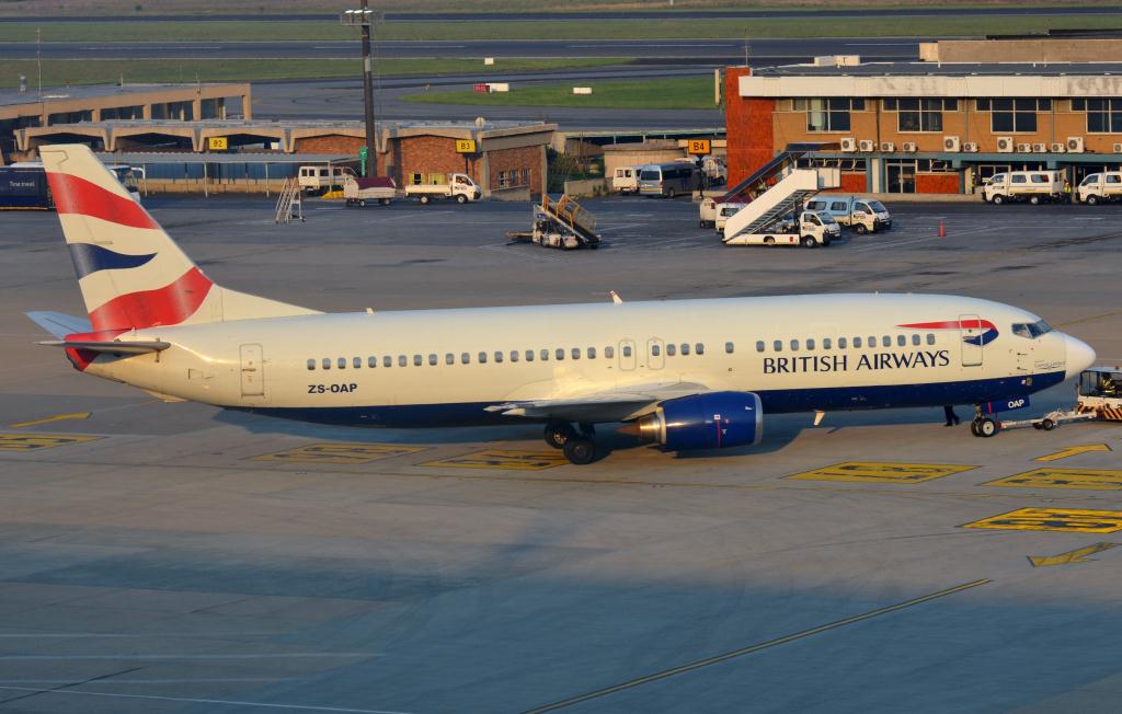 Photo of aircraft ZS-OAP operated by Comair(ZS)