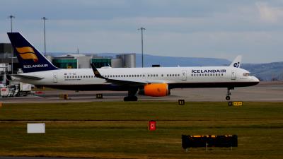 Photo of aircraft TF-ISD operated by Icelandair