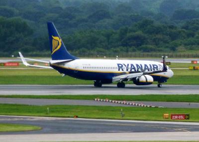 Photo of aircraft EI-DYN operated by Ryanair
