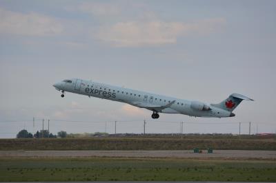 Image of aircraft registration C-FKJZ - A CRJ-705 operated by Air Canada Express
