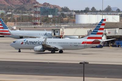 Photo of aircraft N988NN operated by American Airlines