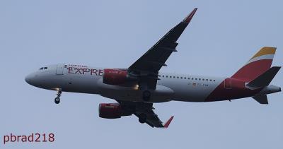 Photo of aircraft EC-LYM operated by Iberia Express