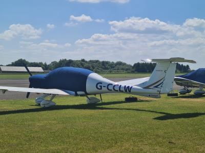 Photo of aircraft G-CCLW operated by Krzysztof Pogwizd