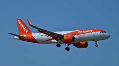 Image of aircraft registration G-UZHM - A A320-251N(WL) operated by easyJet