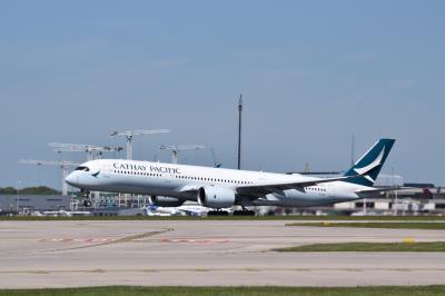Photo of aircraft B-LRP operated by Cathay Pacific Airways