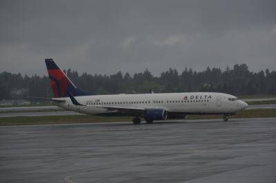 Photo of aircraft N3767 operated by Delta Air Lines
