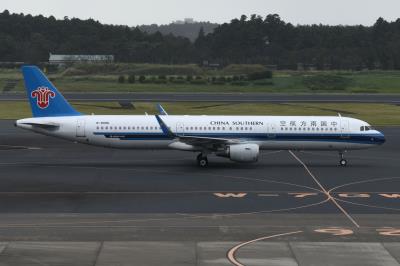 Photo of aircraft B-8996 operated by China Southern Airlines