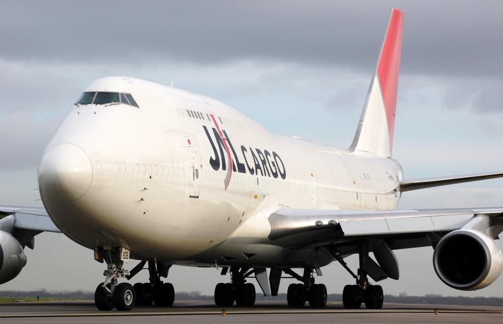 Photo of aircraft JA8906 operated by Japan Airlines