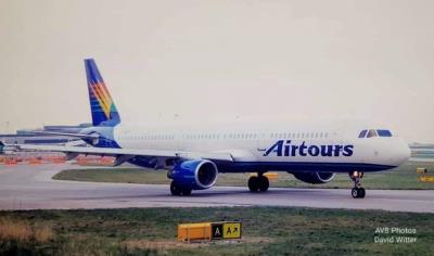 Image of aircraft registration G-VOLH - A A321-211 operated by Airtours International Airways