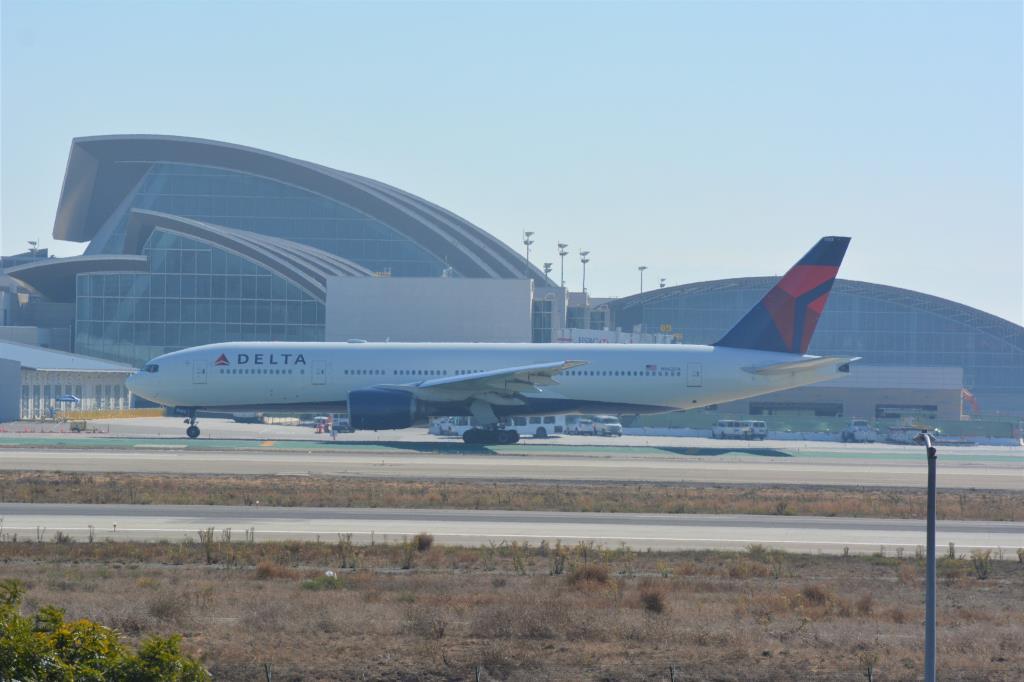 Photo of aircraft N862DA operated by Delta Air Lines