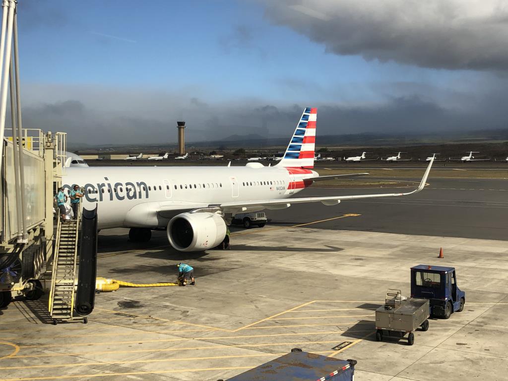 Photo of aircraft N432AN operated by American Airlines