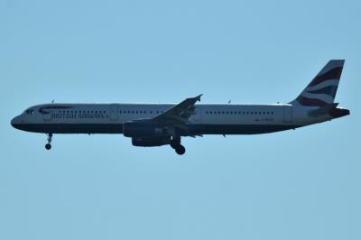 Image of aircraft registration G-EUXD - A A321-231 operated by British Airways