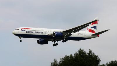 Photo of aircraft G-BZHB operated by British Airways