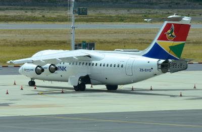 Photo of aircraft ZS-SYO operated by South African Airlink