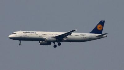 Photo of aircraft D-AIRK operated by Lufthansa
