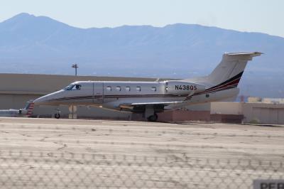 Photo of aircraft N438QS operated by NetJets