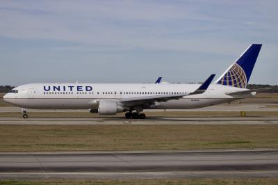 Image of aircraft registration N660UA - A 767-322(ER)(WL) operated by United Airlines