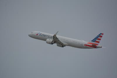 Photo of aircraft N429AN operated by American Airlines