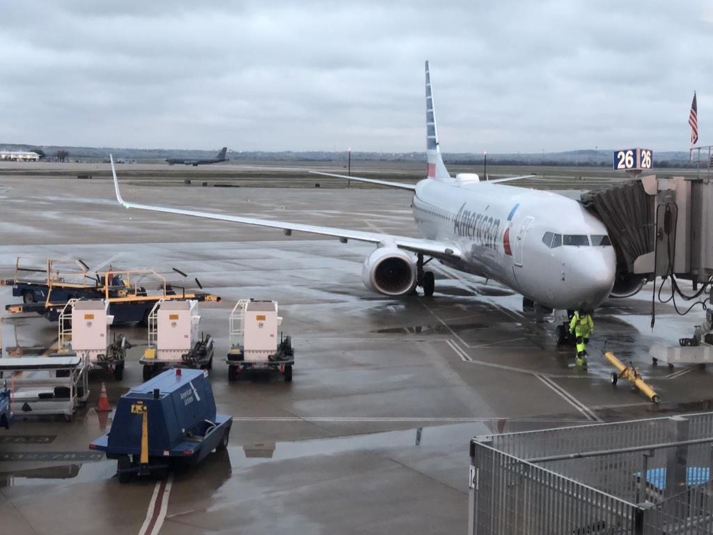 Photo of aircraft N305NX operated by American Airlines