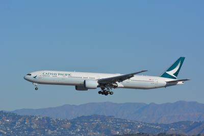 Photo of aircraft B-KPM operated by Cathay Pacific Airways